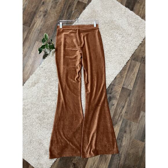 Altar'd State Medium Boho Copper Velvet Ribbed Flare High-Rise Pull On Pants - Picture 5 of 8